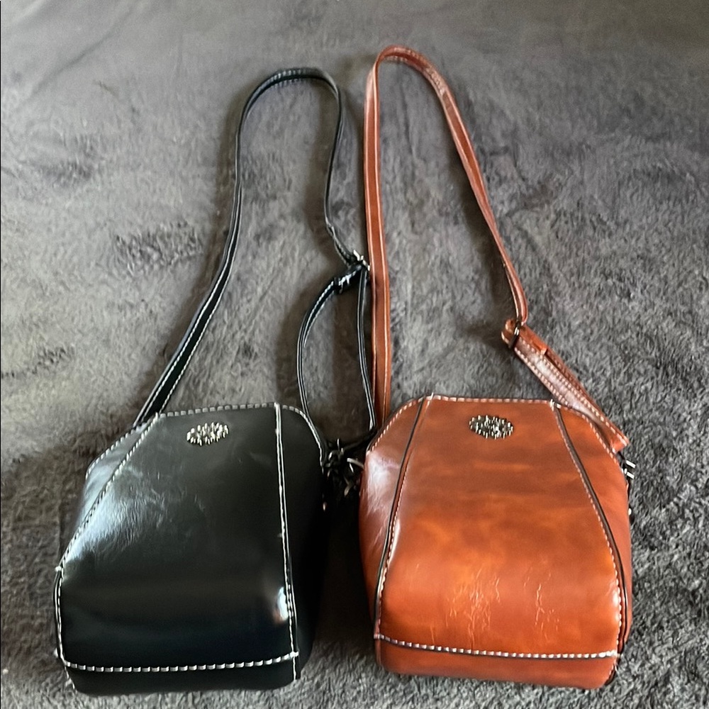 COPY - 2 Elegant Black and Brown Leather Shoulder Bags
